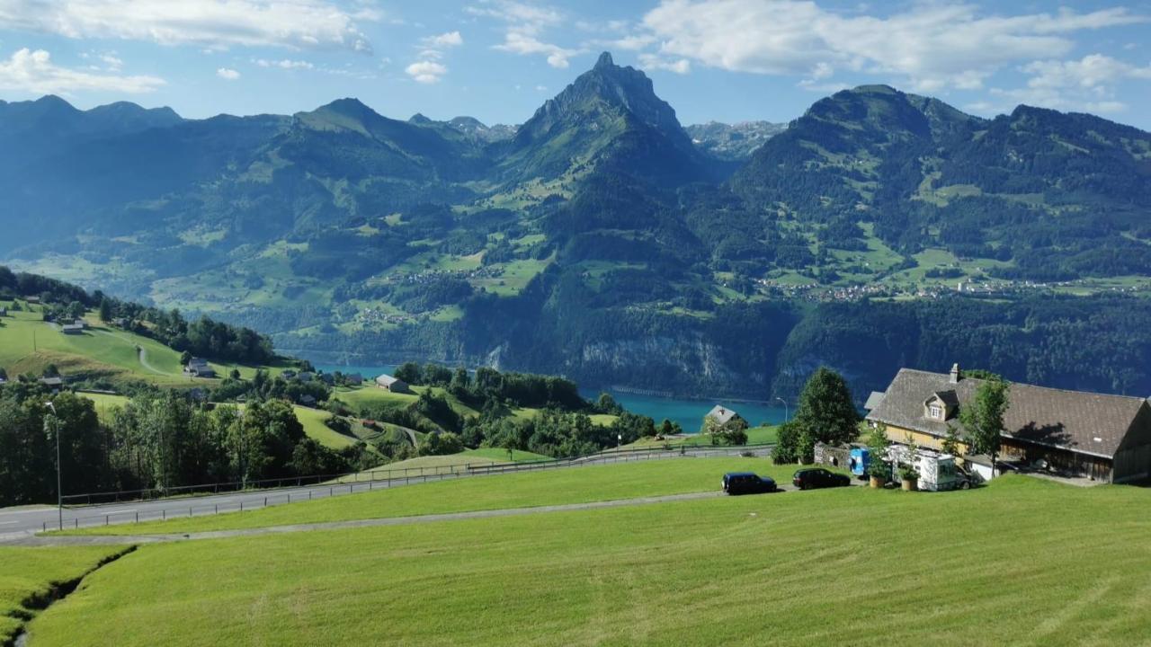 Traumhafte Sonnenresidenz Mit Berg- Und Seeblick Amden Bagian luar foto